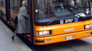 2553771-autobus