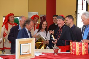 IfiglidiGinoLuigieBiancamariaconilcardinaleBetori-20140720-163825