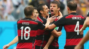L'esultanza della Germania dopo il gol di Thomas Mueller
