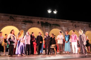 Il finale tutti ai ringraziamenti