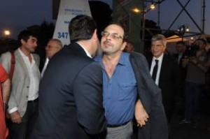 alexis-tsipras-saluta-curzio-maltese-