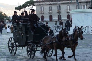Napoli_Piazza-del-plebiscito_1