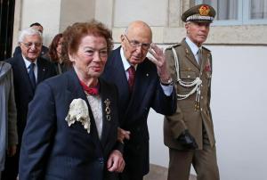 Napolitano leaves presidential palace