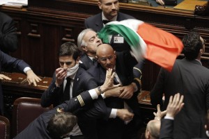 Camera, l'ira dei 5 stelle per la ghigliottina Boldrini