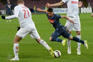 il volo di Mertens, ammonito