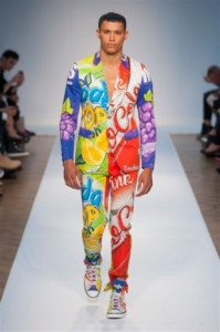 Moschino-Uomo-Primavera-Estate-2015_image_ini_620x465_downonly
