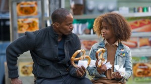 annie-la-felicita-e-contagiosa-trailer-sinossi-e-locandina-italiana-v7-227520