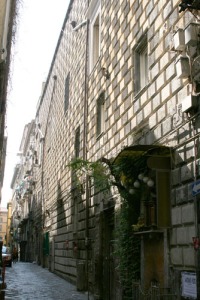 11._palazzo_Carafa_a_Spaccanapoli_settembre_2009