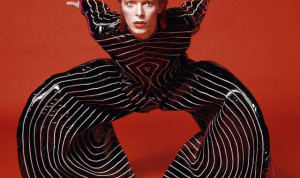 2012BowieRedBaggyTrousersSukita221112.article_x4