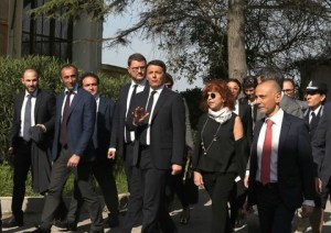 CRO 6 aprile 2016 L'arrivo di Renzi a Nisida. Newfotosud Sergio Siano