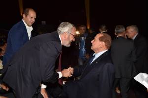 silvio-berlusconi-saluta-bobo-craxi-719153