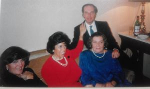 1990 mitzi di salvo, emilia acquaviva, mino e mamma maria