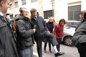MESIANO:FRANCESCHINI INCROCIA TROUPE TG5,RIPRENDETE CALZINI
