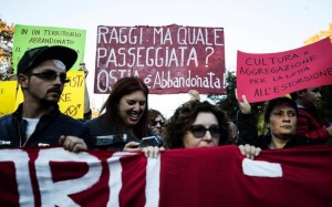 Ostia: partito corteo, "stop violenza,fascismo e mafia"