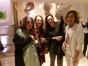 Teresa Coscia Naldi con un gruppo di invitate